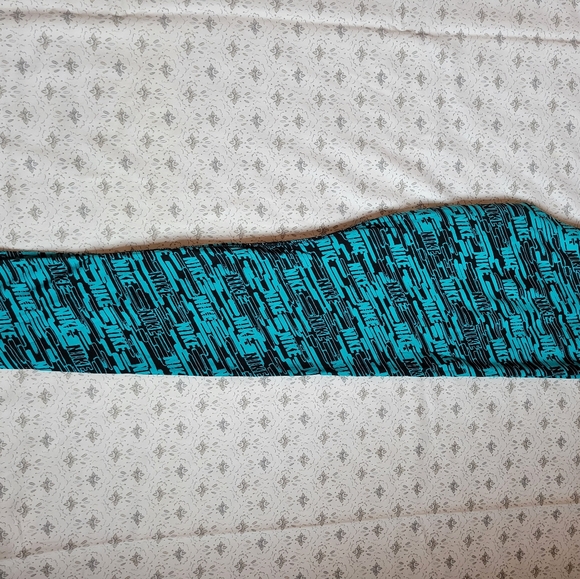 Nike Athletic Leggings NWT 💙 - Picture 2 of 3